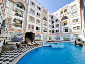 One Bedroom with Balcony WI-FI Downtown Sheraton Plaza 226